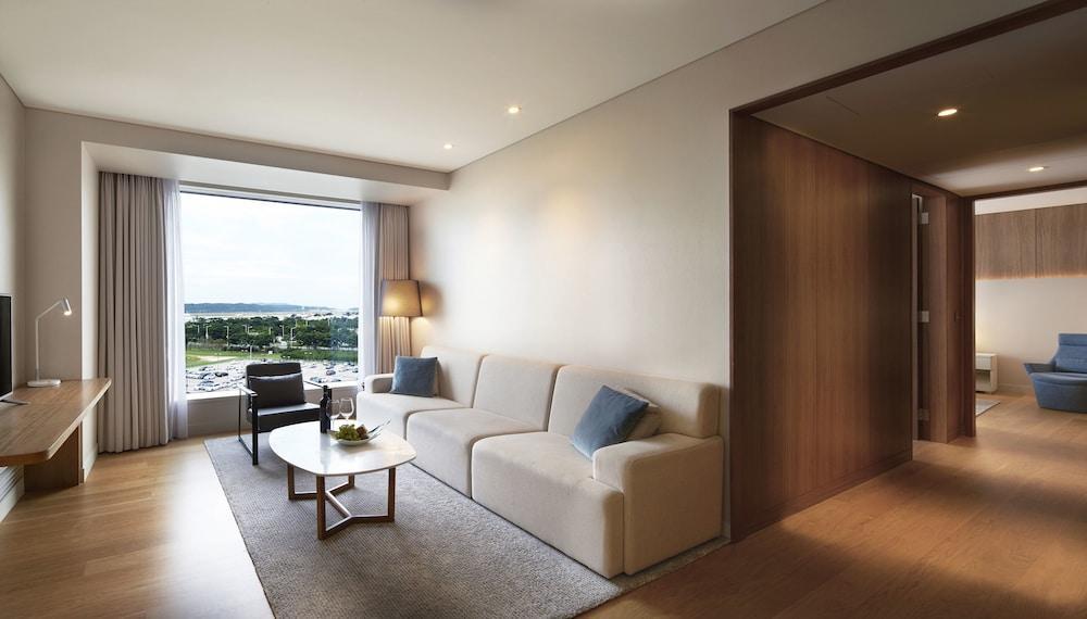 Grand Hyatt Incheon Hotel Exterior photo